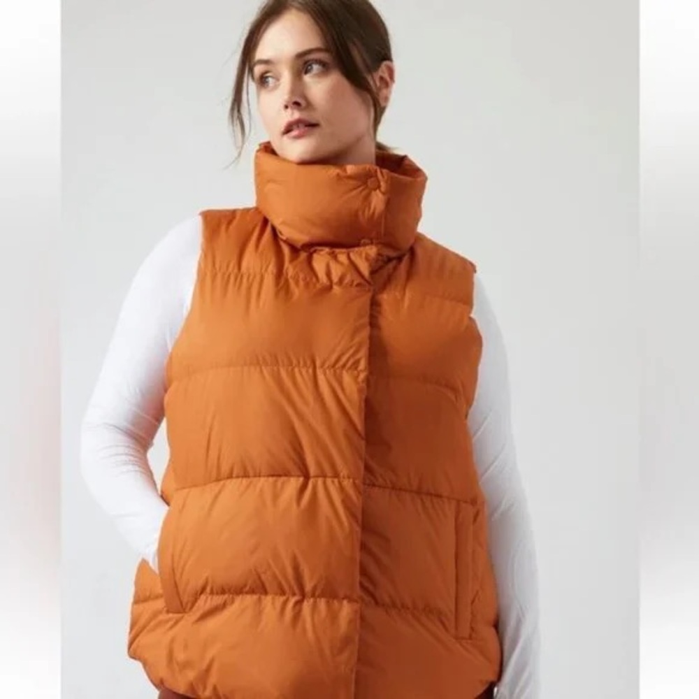 Athleta Burnt Orange Downtown Puffer Vest